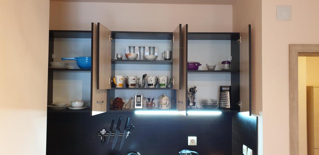 Family Holiday Apartments Breez 1 ヴァルナ エクステリア 写真