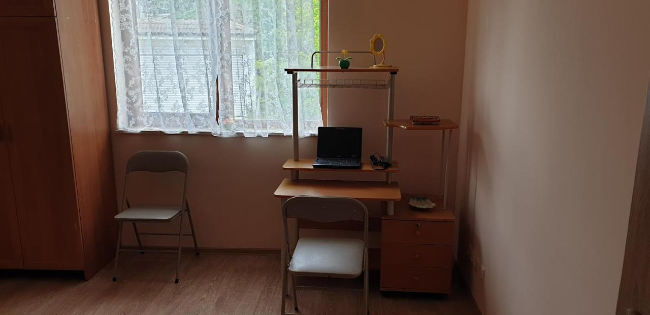Family Holiday Apartments Breez 1 ヴァルナ エクステリア 写真