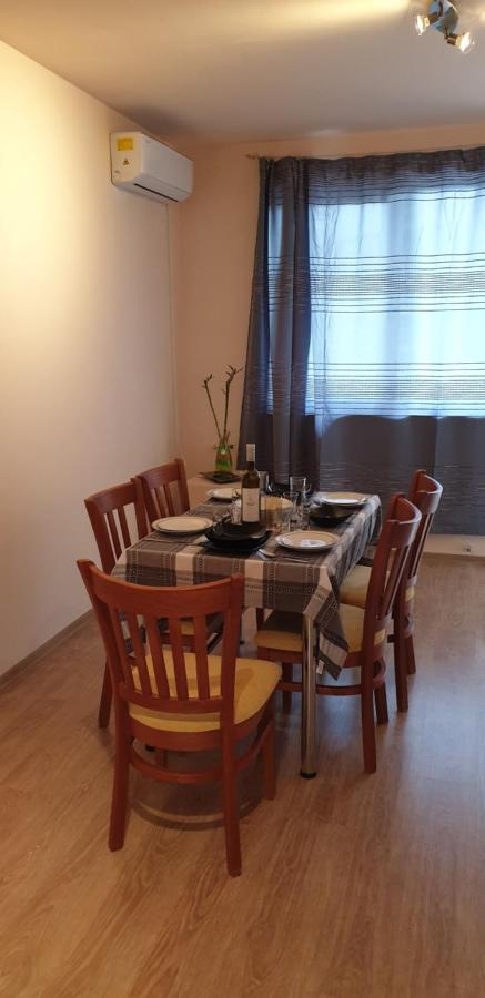 Family Holiday Apartments Breez 1 ヴァルナ エクステリア 写真